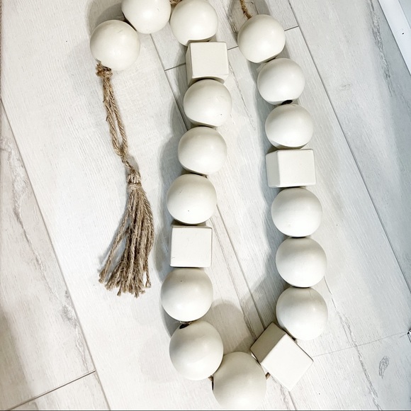 Home decor - Picture 2 of 2